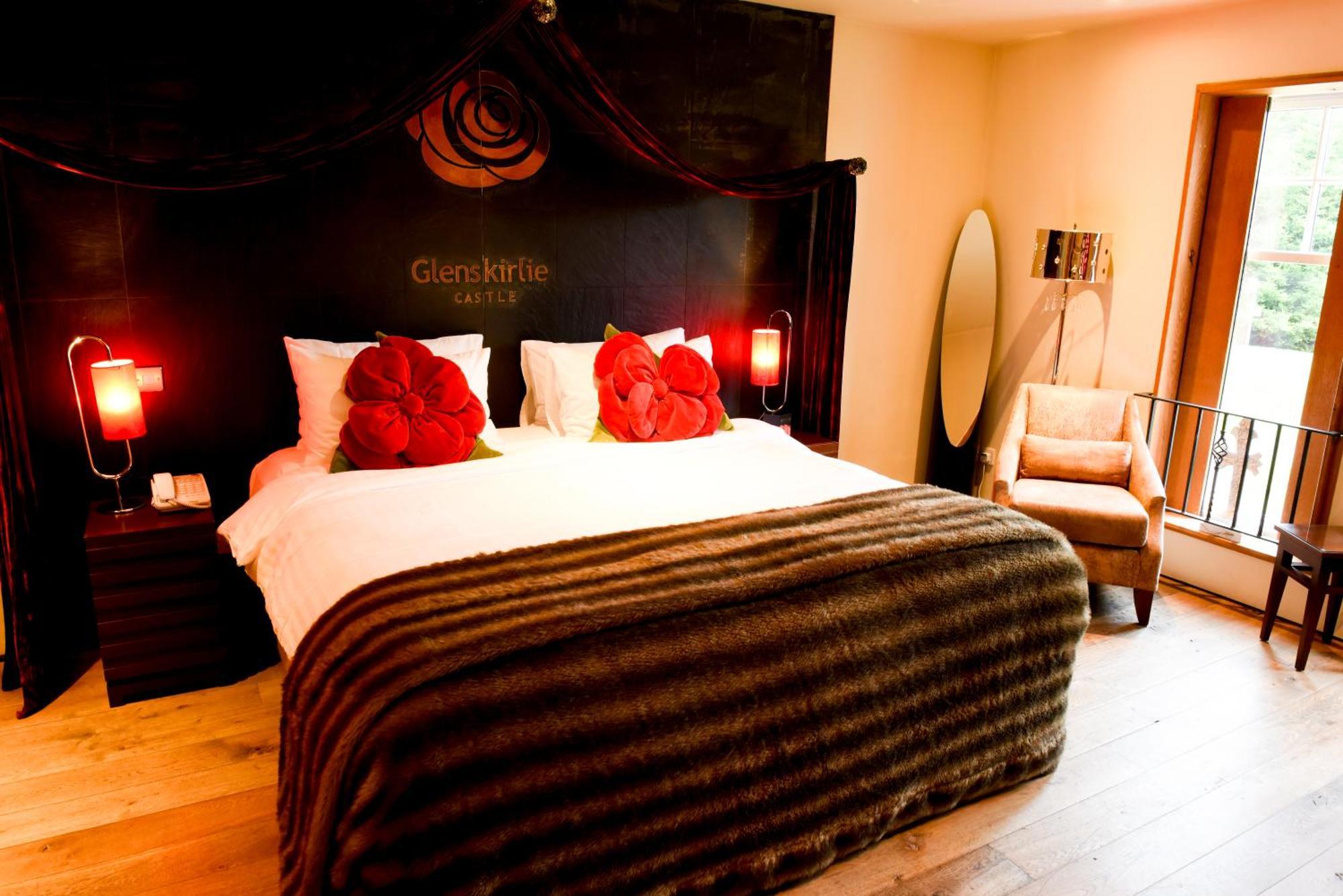 Glenskirlie Castle Hotel Banknock 외부 사진