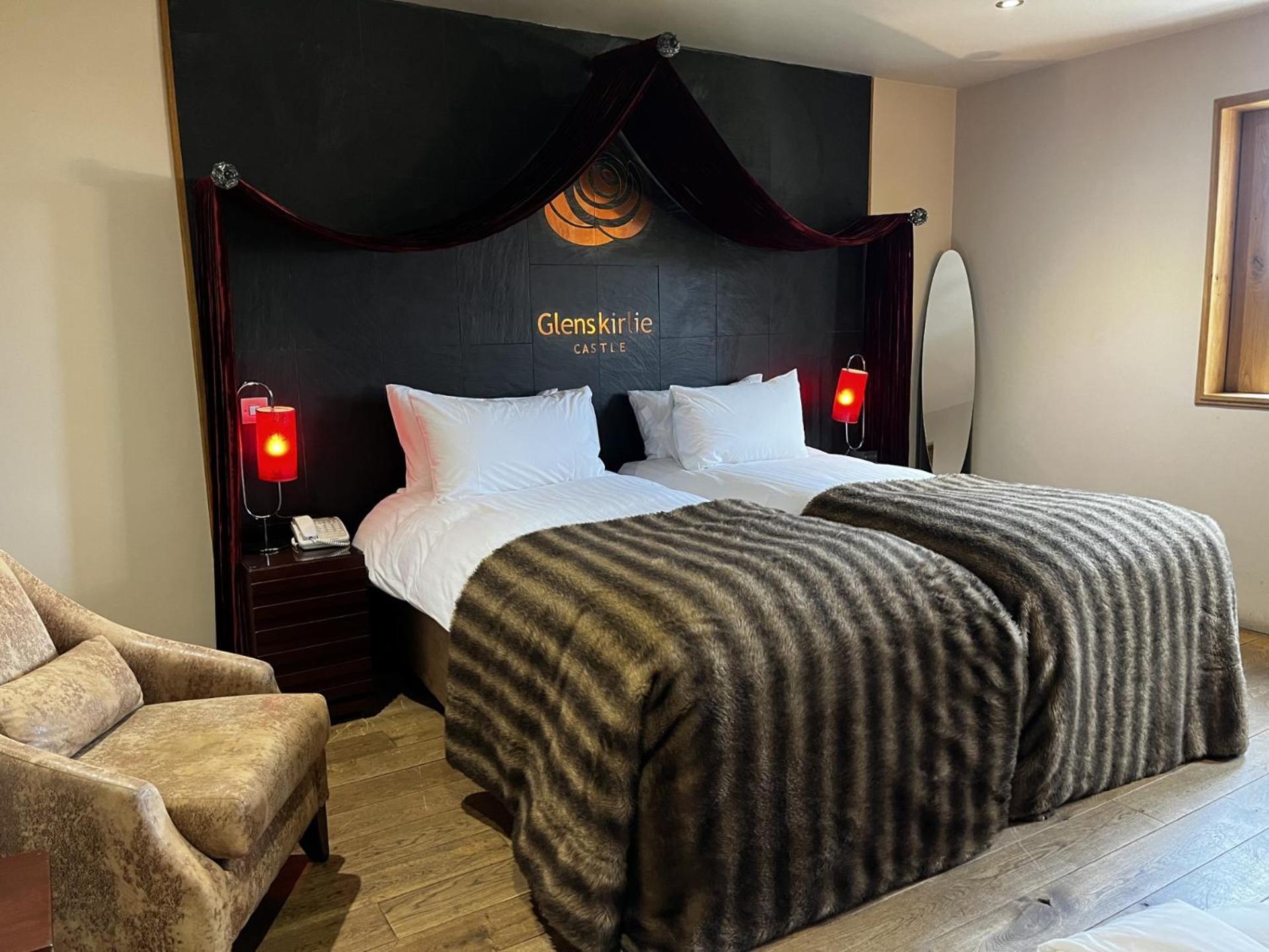 Glenskirlie Castle Hotel Banknock 외부 사진